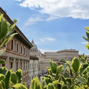 Brunelleschi Luxury Holidays Rome
